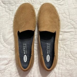 Dr Scholls suede like slip on